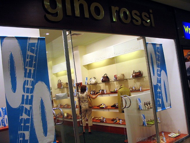 GINO ROSSI producent obuwia. To wielka firma z włoską tradycją posiadająca dużo ...