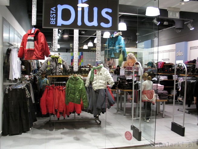 Besta Plus to polska marka, która gwarantuje atrakcyjne, wysokiej jakości ubrania ...