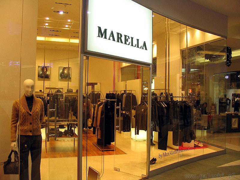 Marella - włoska marka odzieży. Zwykle w parze z marką Marella występuje MaxMara. ...
