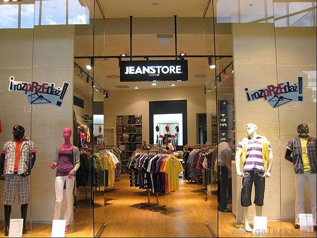 Jeanstore to marka, która oferuje ubrania i akcesoria dla kobiet, jak i mężczyzn. ...