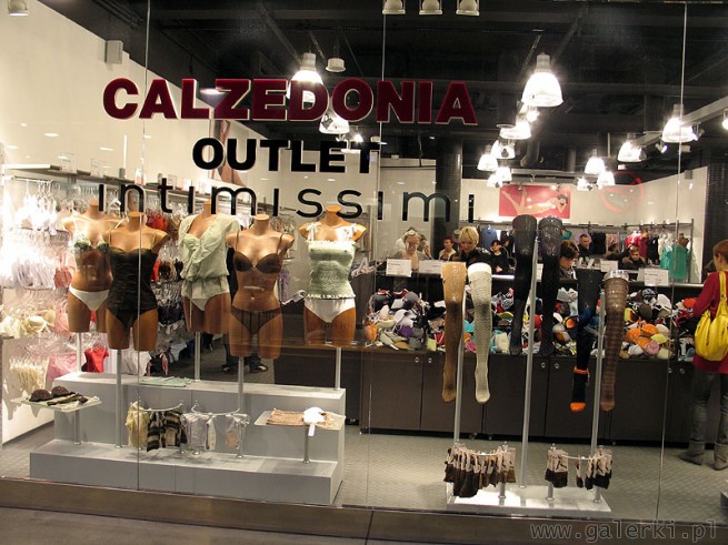 W sklepach Calzedonia/ Intimissimi każdy może znaleźć coś dla siebie: Odzież ...