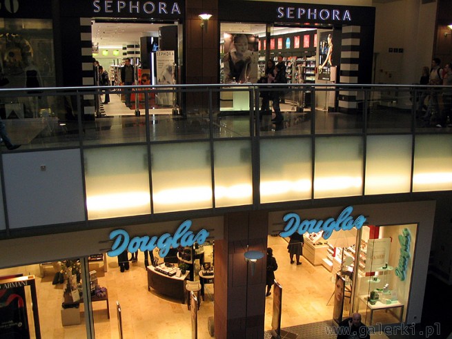 Perfumerie Sephora i Douglas