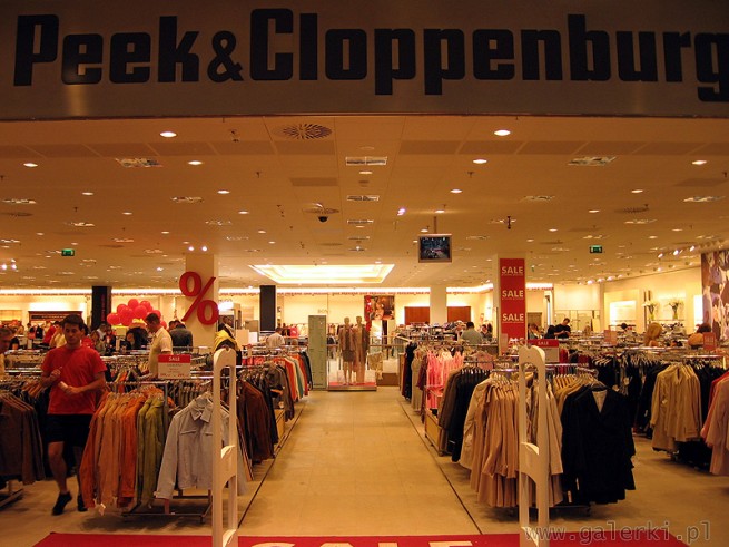 Peek&Cloppenburg PEEK & CLOPPENBURG wykorzystuje model biznesowy polegający ...