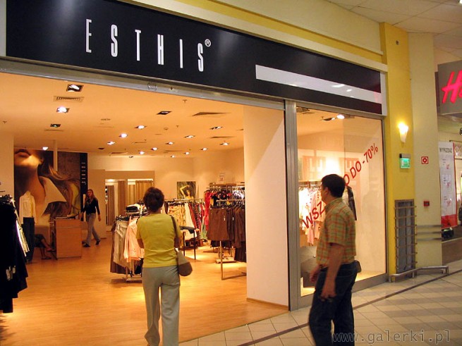Esthis to grecka firma, salon mody. W Warszawie tylko dwa sklep tej firmy - w CH ...